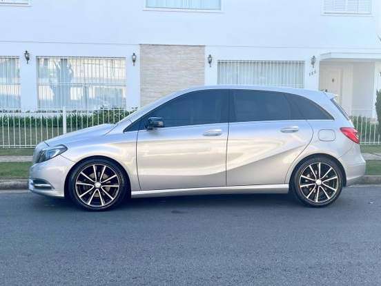 MERCEDES-BENZ-B 200-1.6 SPORT TURBO GASOLINA 4P AUTOMÁTICO MERCEDES-BENZ-B 200-2012