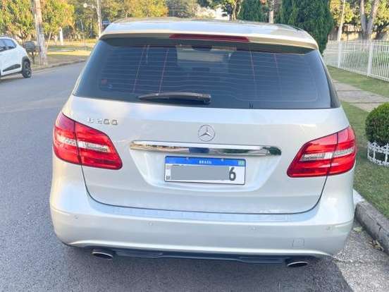 MERCEDES-BENZ-B 200-2012