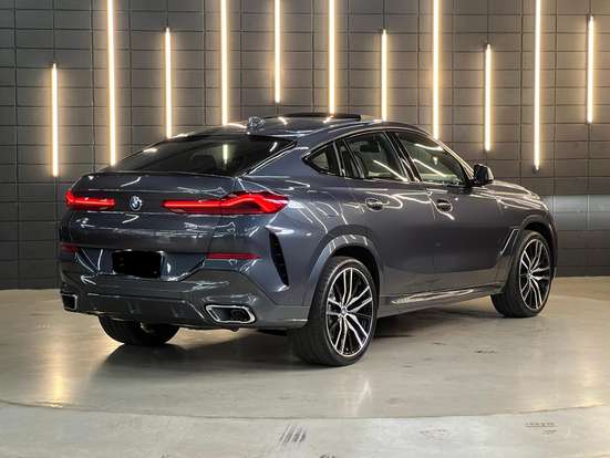 BMW-X6-2020