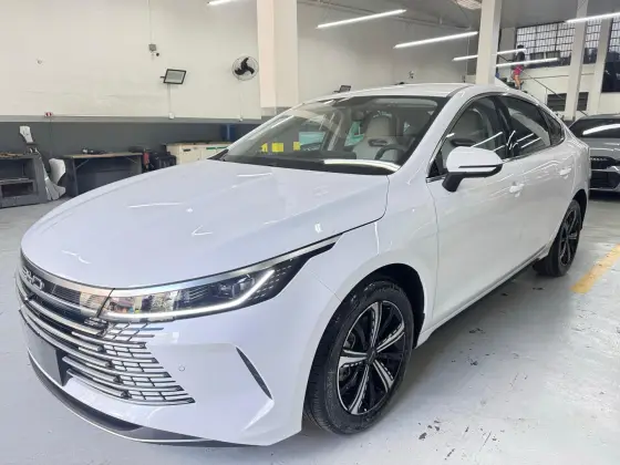 BYD KING 1.5 DM-I PHEV GS AUTOMÁTICO
