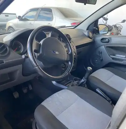 FORD-FIESTA-2012