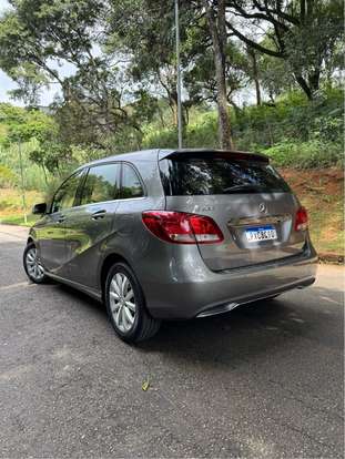 MERCEDES-BENZ-B 200-2016