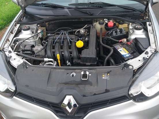 RENAULT-CLIO-1.0 EXPRESSION 16V FLEX 4P MANUAL RENAULT-CLIO-2015