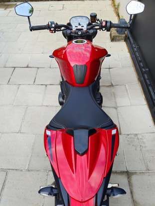 TRIUMPH-STREET TRIPLE 765 RS TRIUMPH-STREET TRIPLE 765 RS-2023