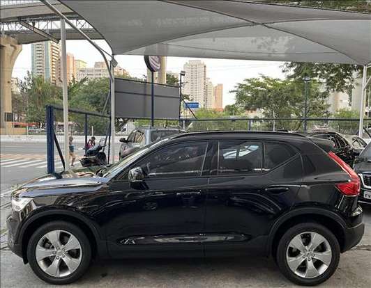 VOLVO-XC40-2.0 T4 GASOLINA GEARTRONIC VOLVO-XC40-2018