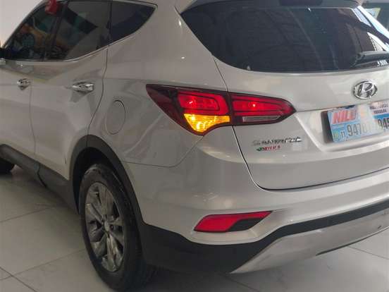 HYUNDAI-SANTA FÉ-3.3 MPFI 4X4 V6 270CV GASOLINA 4P AUTOMÁTICO HYUNDAI-SANTA FÉ-2016