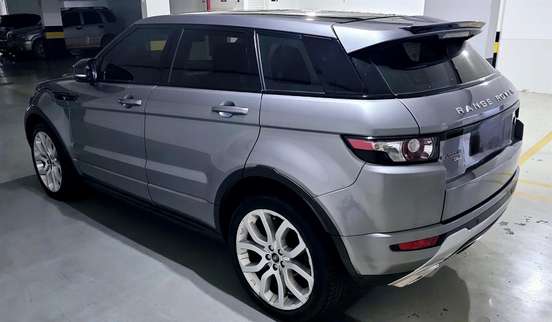 LAND ROVER-RANGE ROVER EVOQUE-2.0 DYNAMIC 4WD 16V GASOLINA 4P AUTOMÁTICO LAND ROVER-RANGE ROVER EVOQUE-2013