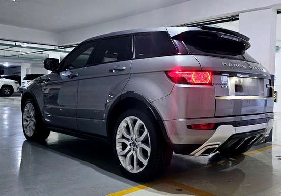 LAND ROVER-RANGE ROVER EVOQUE-2.0 DYNAMIC 4WD 16V GASOLINA 4P AUTOMÁTICO LAND ROVER-RANGE ROVER EVOQUE-2013