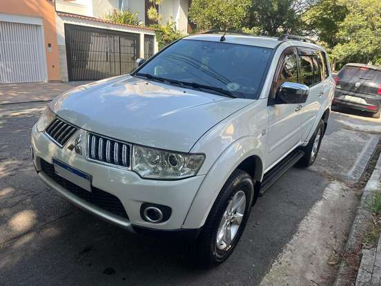MITSUBISHI-PAJERO DAKAR-3.2 HPE 4X4 7 LUGARES 16V TURBO INTERCOOLER DIESEL 4P AUTOMÁTICO MITSUBISHI-PAJERO DAKAR-2010
