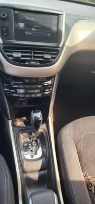 PEUGEOT-2008-2016