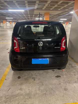 VOLKSWAGEN-UP-2015