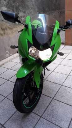 KAWASAKI-NINJA 250R-2010