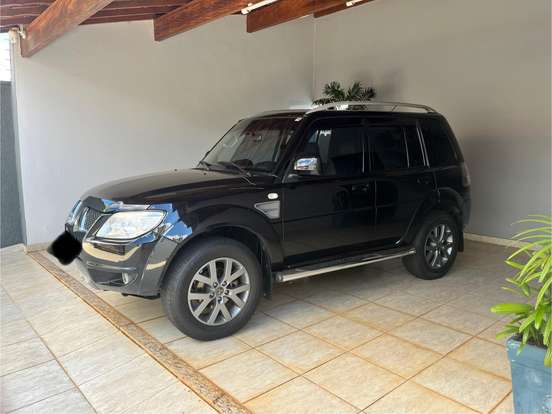 MITSUBISHI-PAJERO TR4-2.0 4X2 16V 140CV FLEX 4P AUTOMÁTICO MITSUBISHI-PAJERO TR4-2013