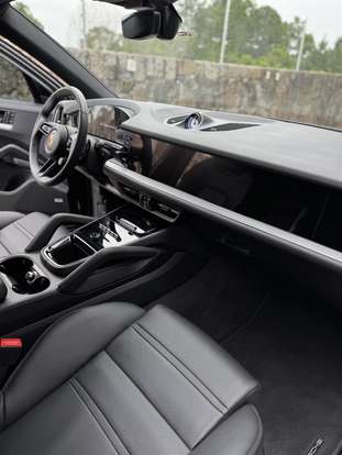 PORSCHE-CAYENNE-2024