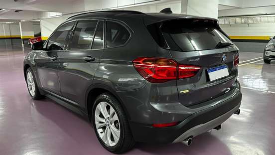 BMW-X1-2017