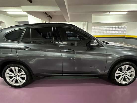 BMW-X1-2.0 16V TURBO ACTIVEFLEX SDRIVE20I X-LINE 4P AUTOMÁTICO BMW-X1-2017