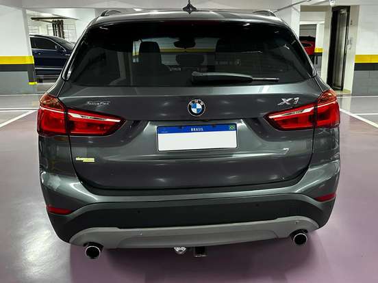 BMW-X1-2.0 16V TURBO ACTIVEFLEX SDRIVE20I X-LINE 4P AUTOMÁTICO BMW-X1-2017