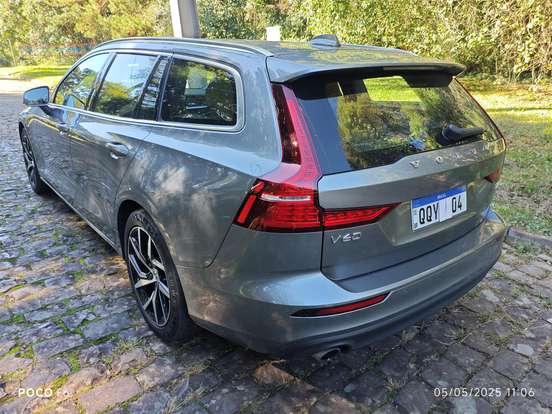 VOLVO-V60-2019