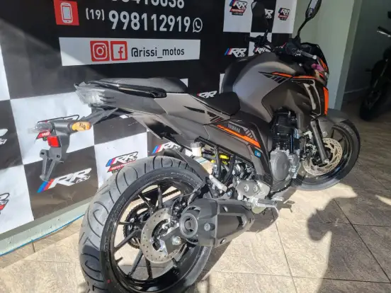 YAMAHA-FZ25 FAZER CONNECTED ABS YAMAHA-FZ25 FAZER CONNECTED ABS-2025