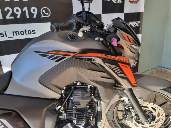 YAMAHA-FZ25 FAZER CONNECTED ABS YAMAHA-FZ25 FAZER CONNECTED ABS-2025