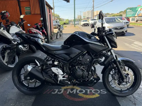 YAMAHA MT-03 ABS 