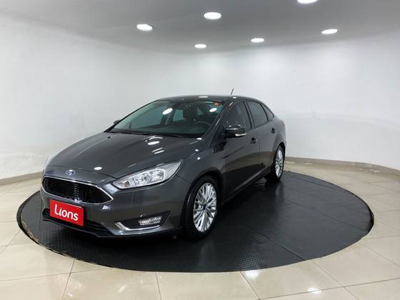 FORD FOCUS 2.0 SE FASTBACK 16V FLEX 4P POWERSHIFT FORD FOCUS 2.0 SE FASTBACK 16V FLEX 4P POWERSHIFT