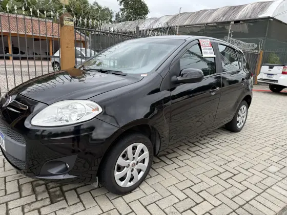 FIAT PALIO 1.4 MPI ATTRACTIVE 8V FLEX 4P MANUAL FIAT PALIO 1.4 MPI ATTRACTIVE 8V FLEX 4P MANUAL