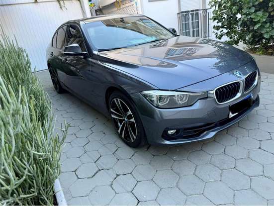 BMW-320i-2018