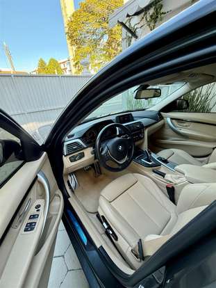BMW-320i-2018