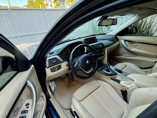 BMW-320i-2.0 SPORT 16V TURBO ACTIVE FLEX 4P AUTOMÁTICO BMW-320i-2018
