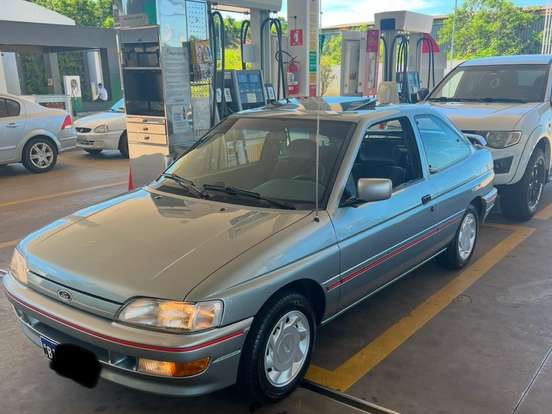 FORD-ESCORT-2.0 I XR3 8V GASOLINA 2P MANUAL FORD-ESCORT-1993