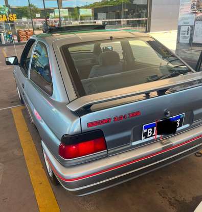 FORD-ESCORT-1993