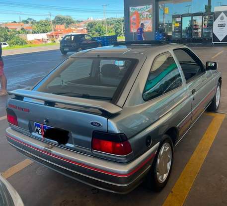FORD-ESCORT-1993