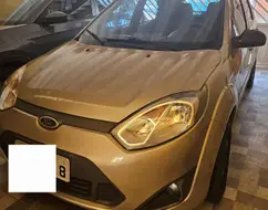 FORD FIESTA 1.6 ROCAM 8V FLEX 4P MANUAL FORD FIESTA 1.6 ROCAM 8V FLEX 4P MANUAL