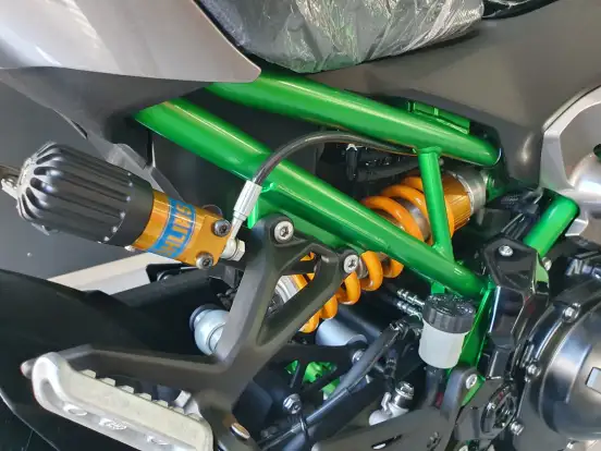KAWASAKI-Z900 R EDITION-2025