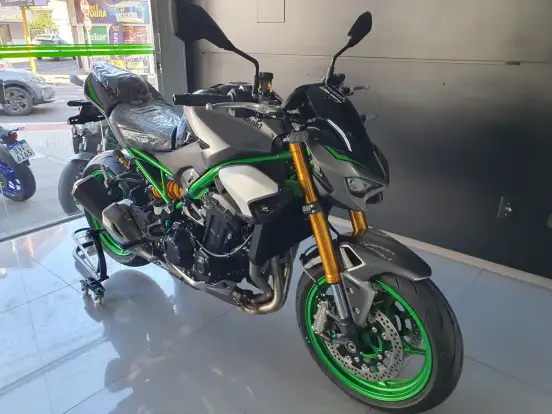 KAWASAKI-Z900 R EDITION-2025