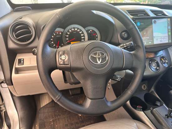TOYOTA-RAV4-2.4 4X4 16V GASOLINA 4P AUTOMÁTICO TOYOTA-RAV4-2009