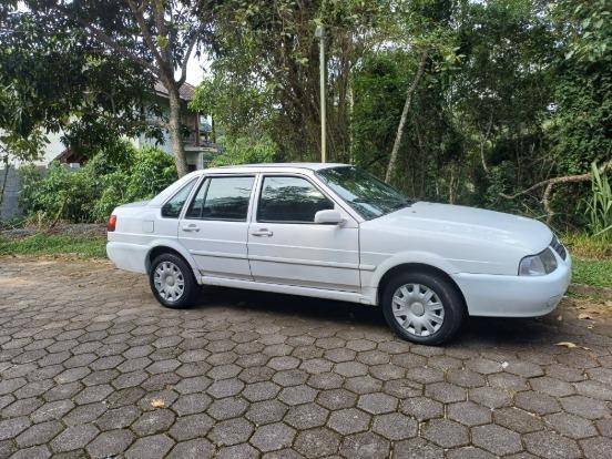 VOLKSWAGEN SANTANA 1.8 MI 8V GASOLINA 4P MANUAL