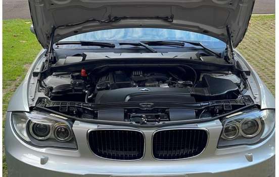 BMW-120i-2008