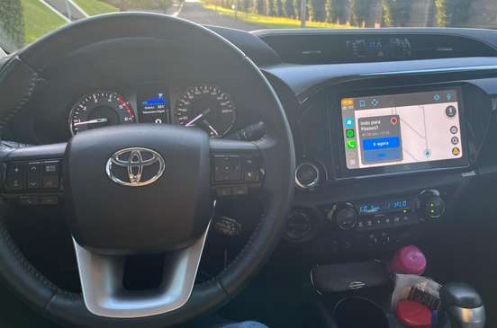 TOYOTA-HILUX-2024