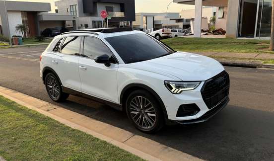AUDI-Q3-2020