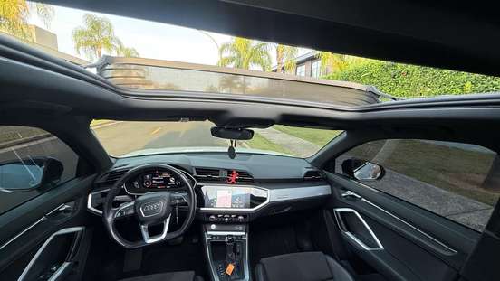 AUDI-Q3-2020