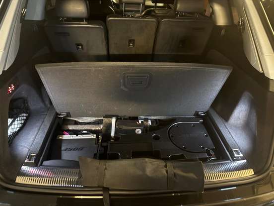 AUDI-Q7-2019