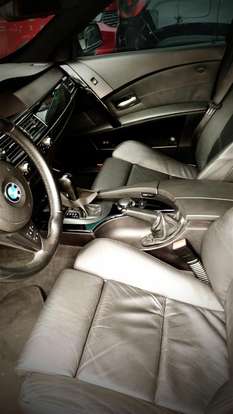 BMW-550i-4.8 SEDAN V8 32V GASOLINA 4P AUTOMÁTICO BMW-550i-2007