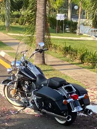 HARLEY-DAVIDSON-ROAD KING CLASSIC-2013