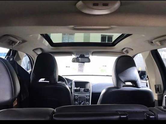 VOLVO-XC60-2.0 T5 R DESIGN TURBO GASOLINA 4P AUTOMÁTICO VOLVO-XC60-2013