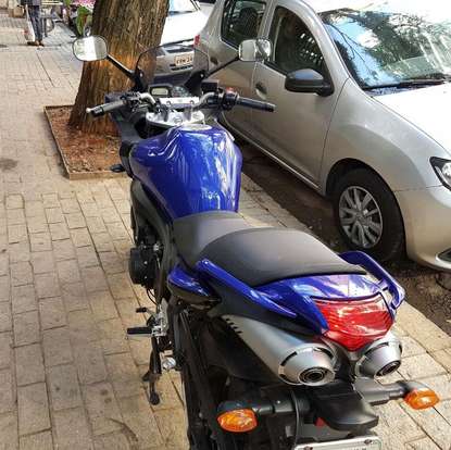 YAMAHA-FAZER 600S-2008