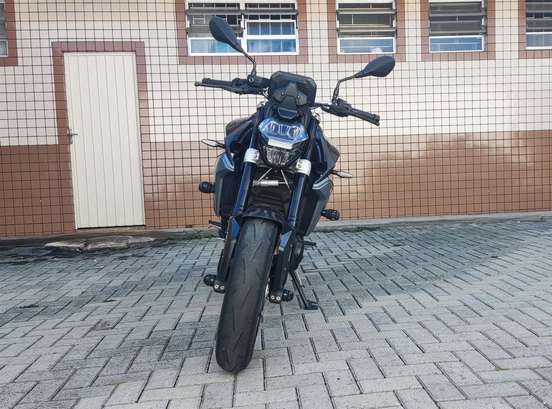 BMW-F 900 R SPORT-2023