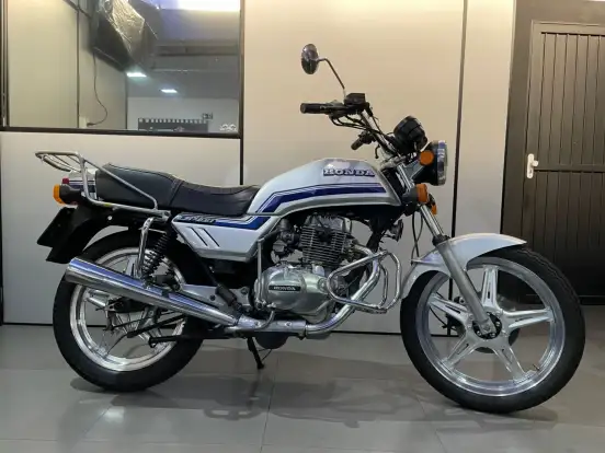 HONDA-CB 400-1983