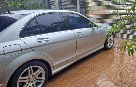 MERCEDES-BENZ-C 250-2010